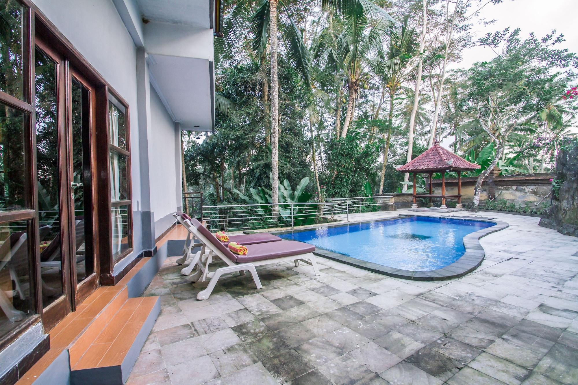 Puri Saron Hotel Madangan - Gianyar Payangan Exterior foto