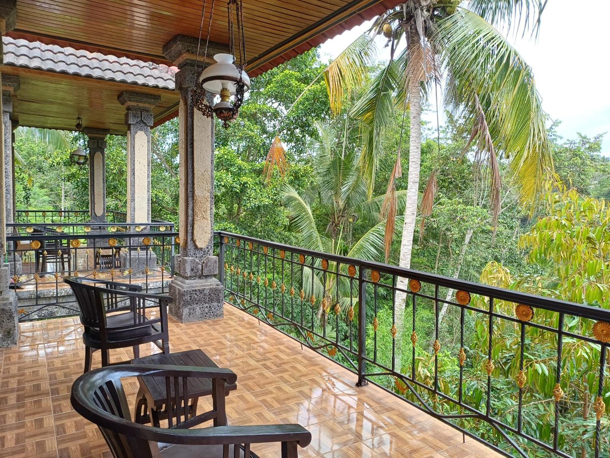 Puri Saron Hotel Madangan - Gianyar Payangan Exterior foto